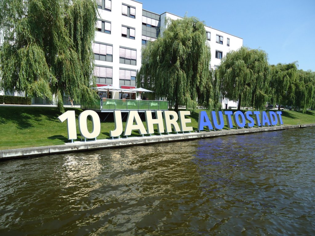 (127'812) - 10 Jahre Autostadt Wolfsburg am 9. Juli 2010