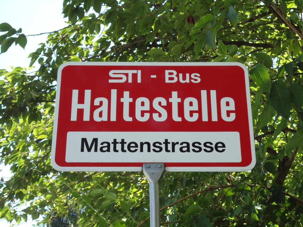 (128'193) - STI-Haltestelle - Thun, Mattenstrasse - am 1. August 2010