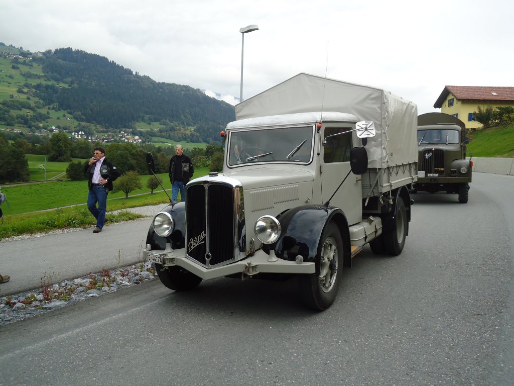 (129'912) - Berna-Lastwagen - TG 44'174 - am 18. September 2010 in Castrisch, Schleps