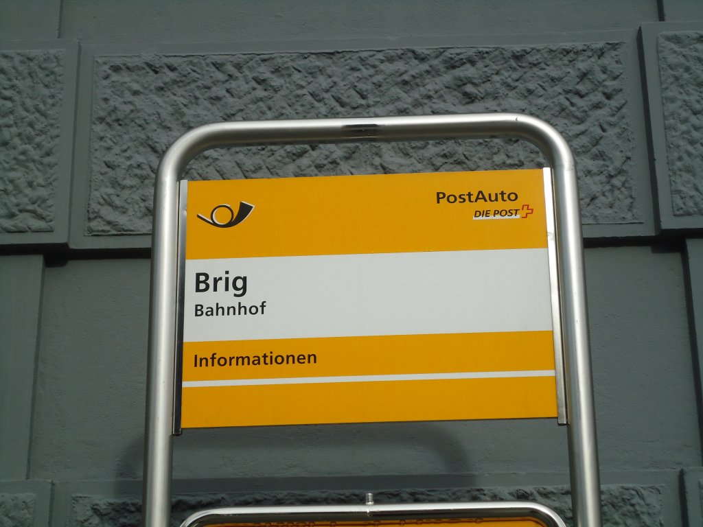 (130'847) - PostAuto-Haltestelle - Brig, Bahnhof - am 1. November 2010