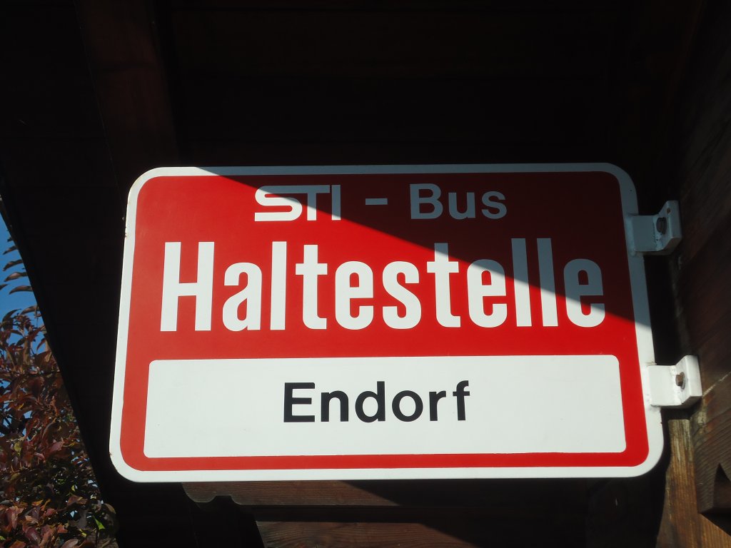 (136'680) - STI-Haltestelle - Sigriswil, Endorf - am 31. Oktober 2011