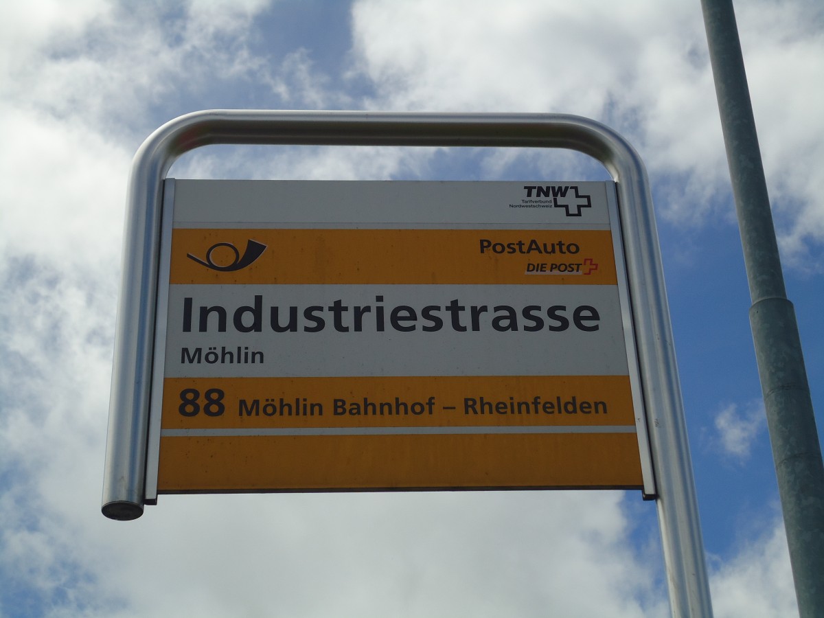 (138'683) - PostAuto-Haltestelle - Mhlin, Industriestrasse - am 6. Mai 2012