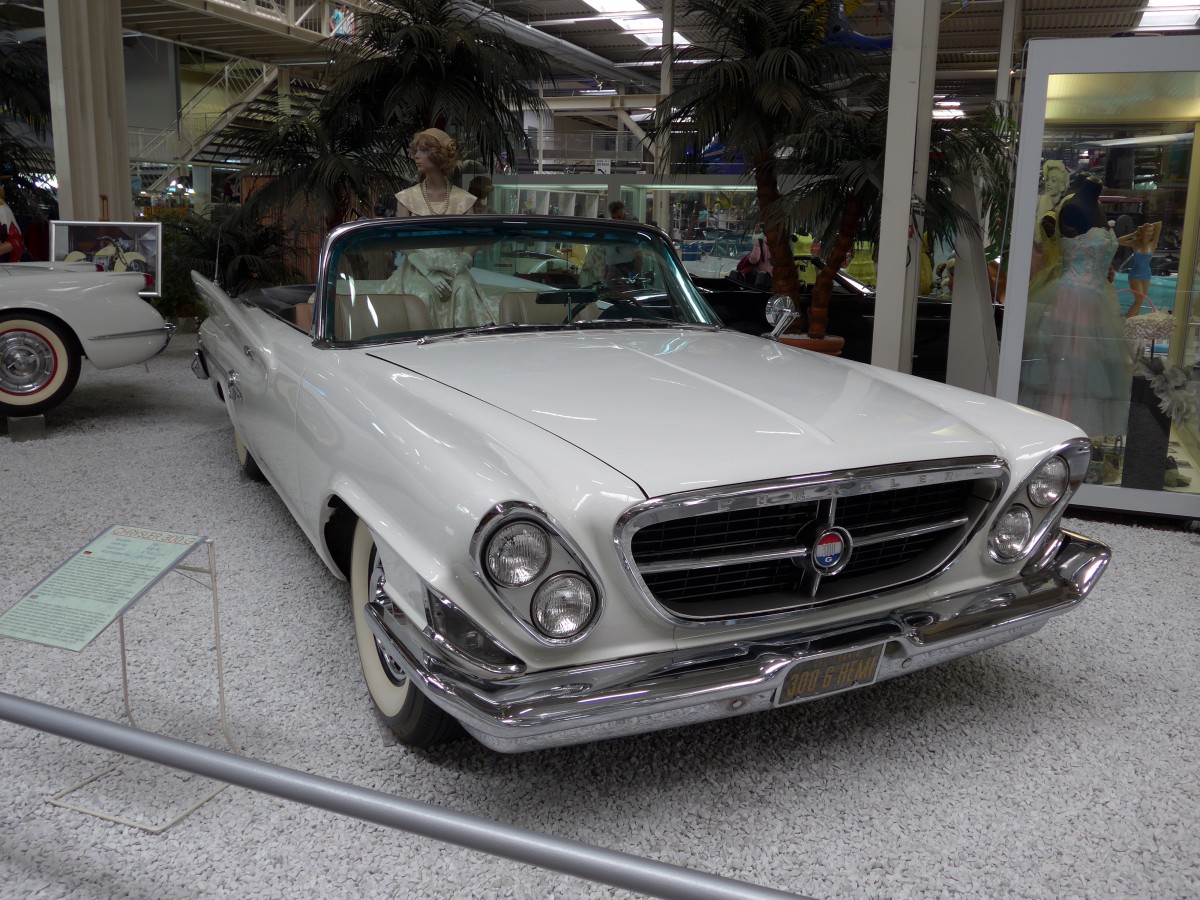 (149'868) - Chrysler - 300 G HEMI - am 25. April 2014 in Sinsheim, Museum