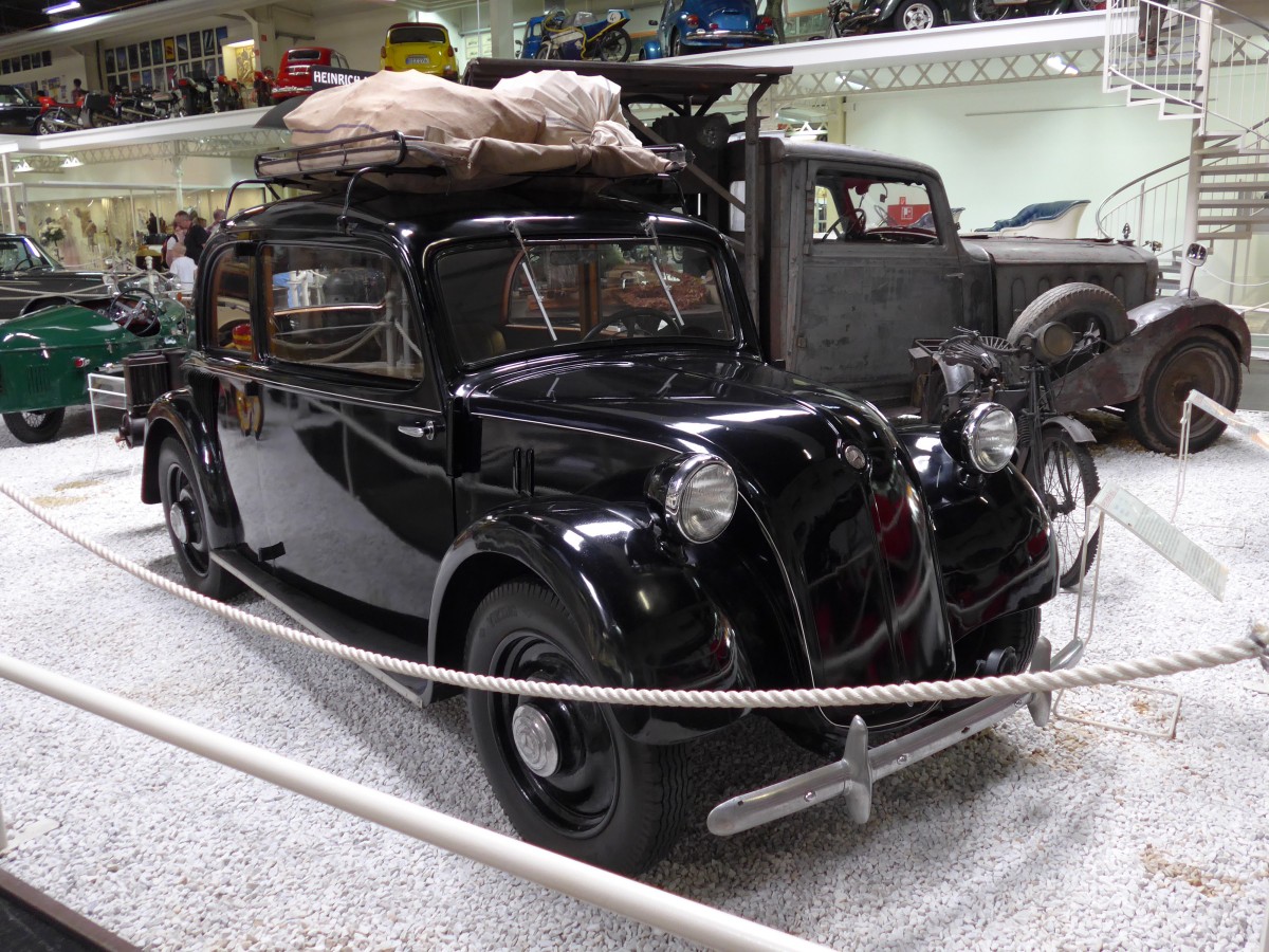 (150'067) - Mercedes am 25. April 2014 in Sinsheim, Museum