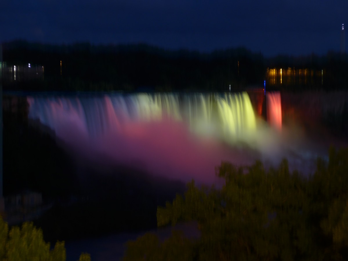 (152'928) - Die Niagara Falls am 15. Juli 2014 in Clifton Hill