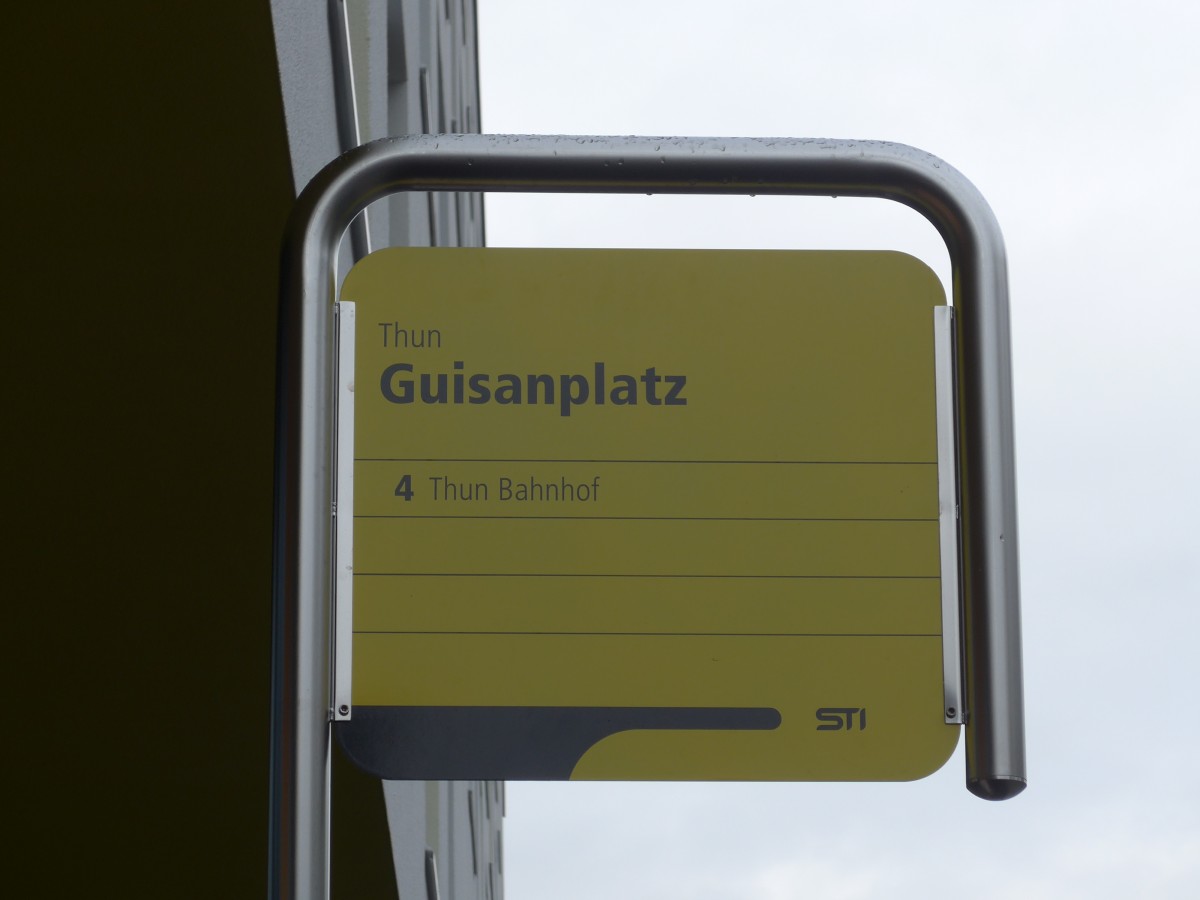 (157'715) - STI-Haltestelle - Thun, Guisanplatz - am 8. Dezember 2014