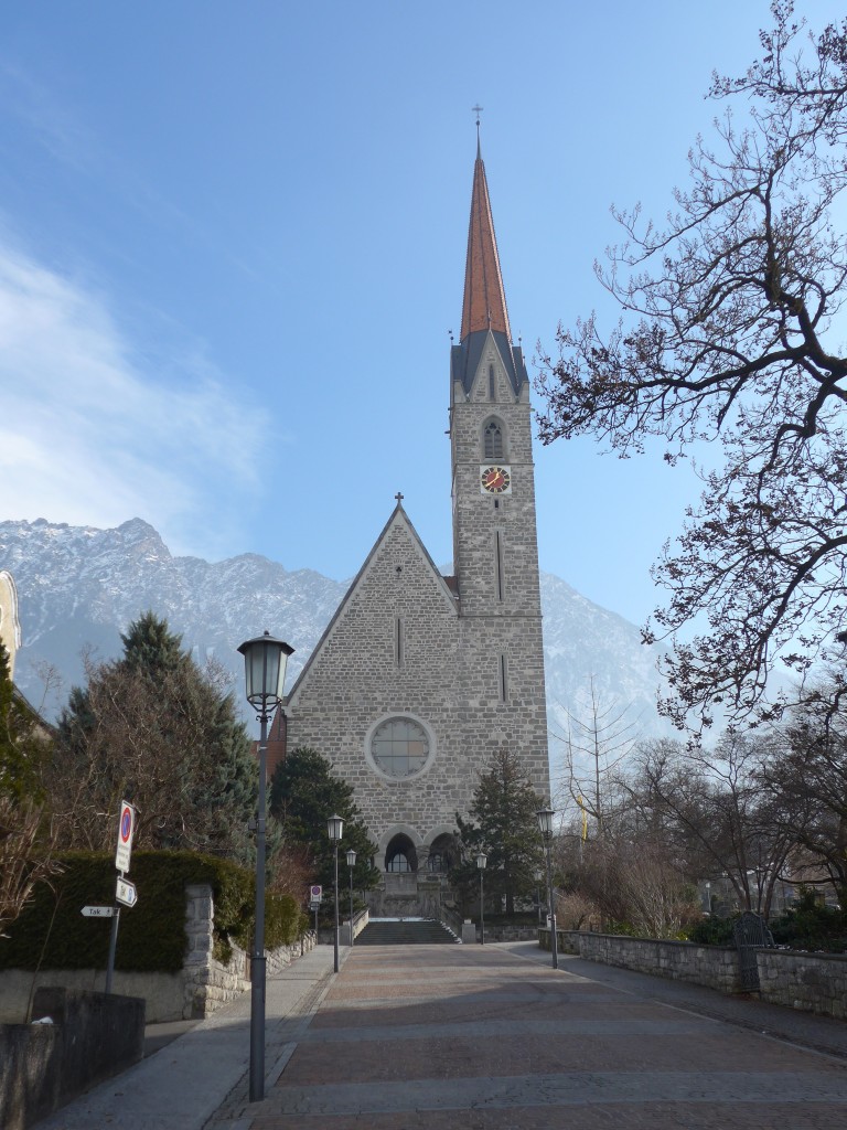 (158'735) - Kirche am 14. Februar 2015 in Schaan