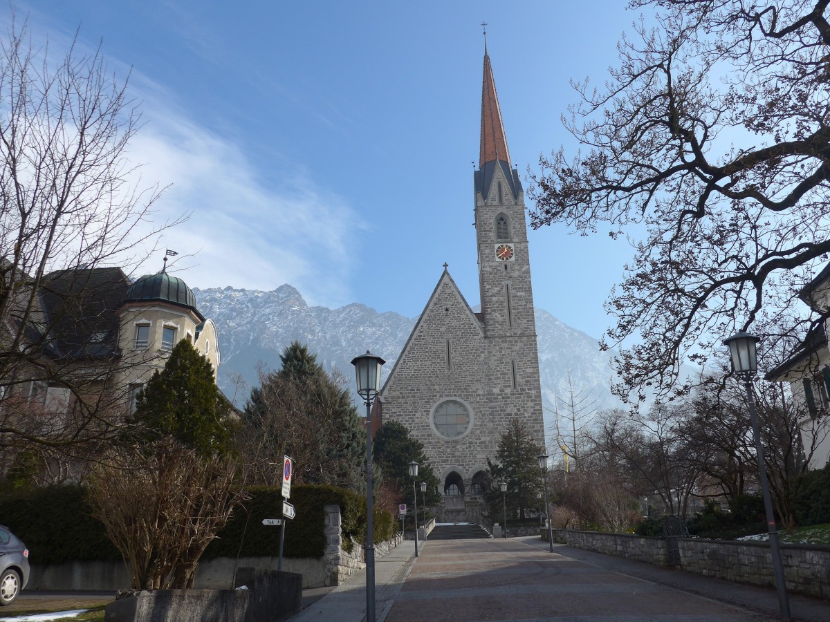 (158'736) - Kirche am 14. Februar 2015 in Schaan