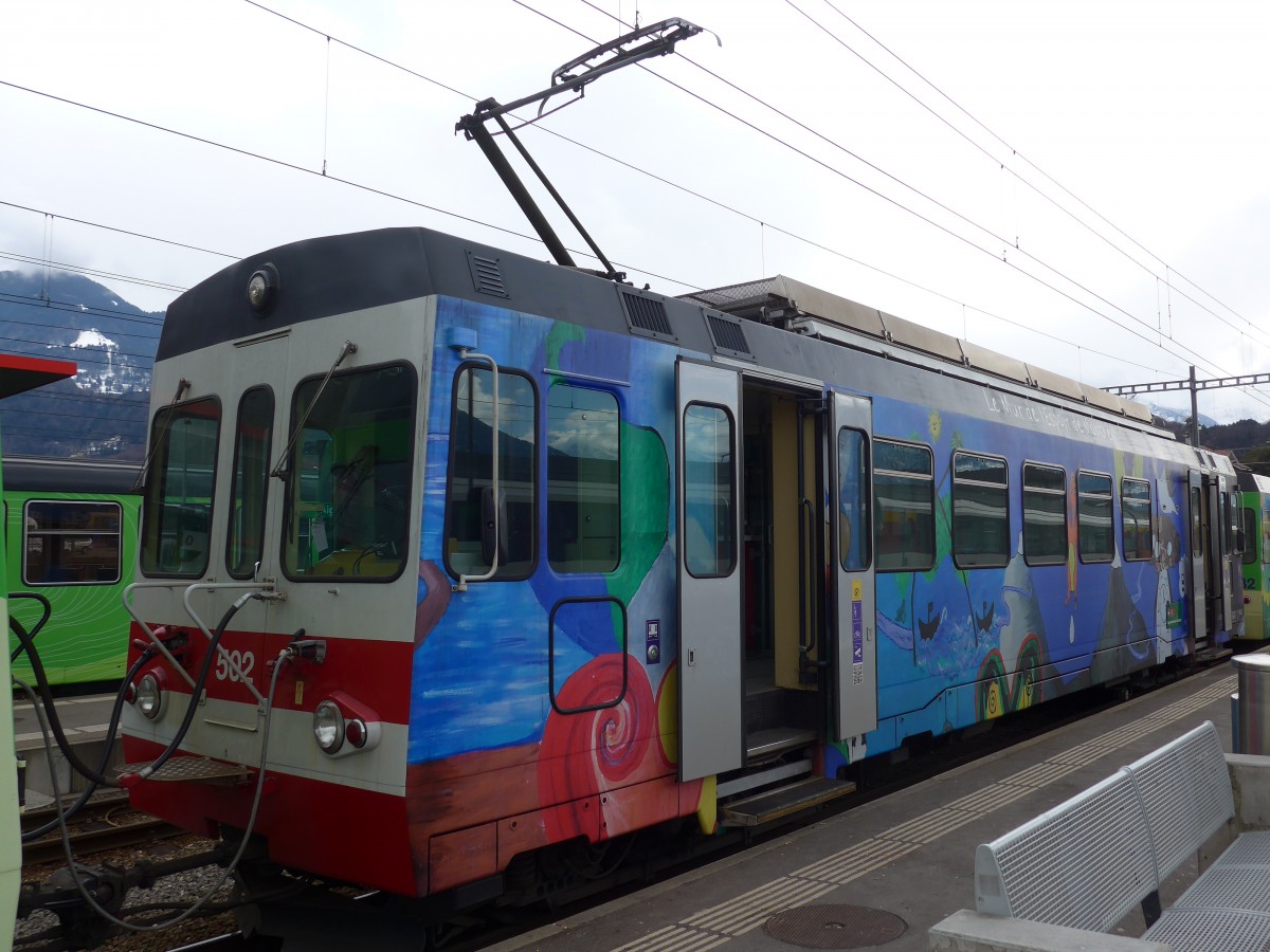 (158'773) - TPC Triebwagen - Nr. 502 - am 15. Februar 2015 im Bahnhof Aigle