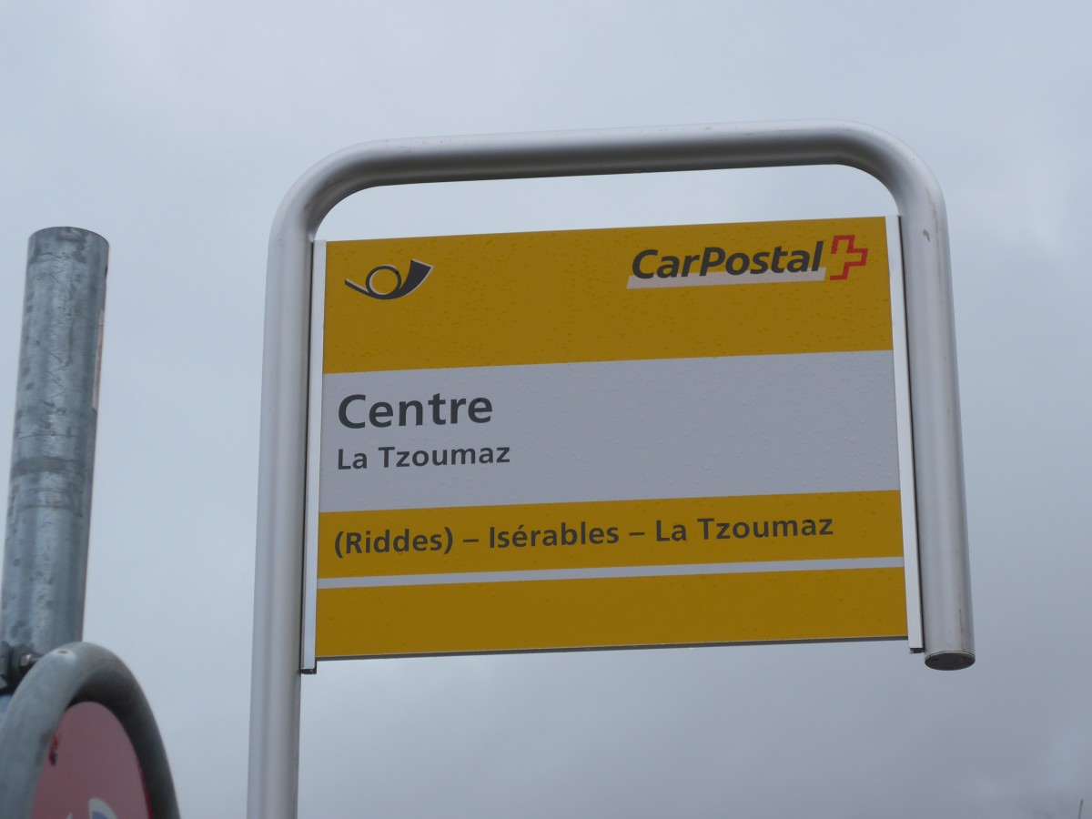 (159'640) - PostAuto-Haltestelle - La Tzoumaz, Centre - am 5. April 2015