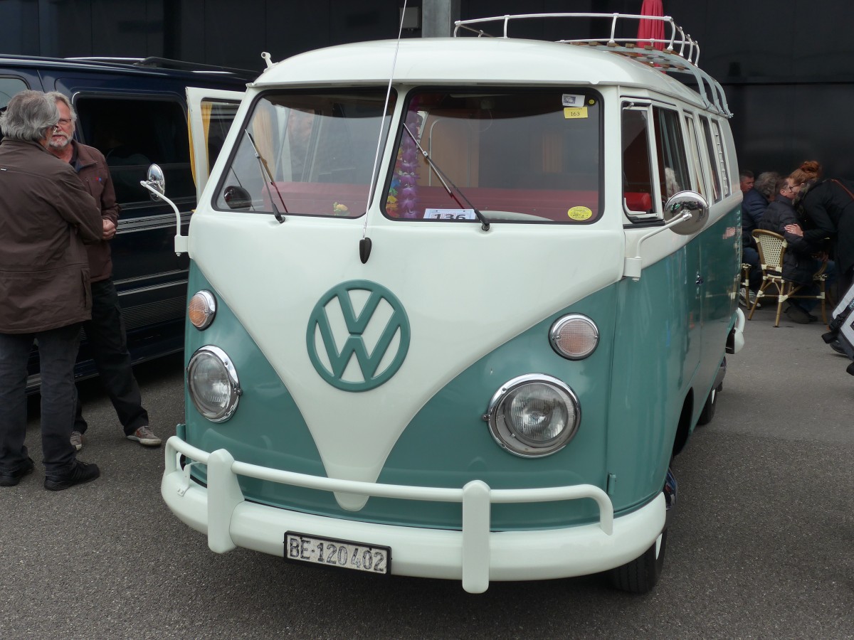 (160'762) - VW-Bus - BE 120'402 - am 23. Mai 2015 in Thun, Arena Thun
