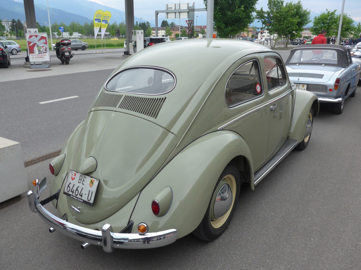 (160'812) - VW-Kfer - BE 6464 U - am 23. Mai 2015 in Thun, Arena Thun