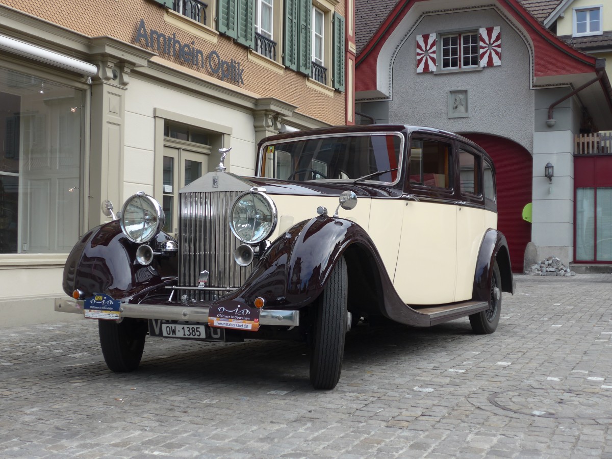 (160'902) - Rolls-Royce - OW 1385 - am 24. Mai 2015 in Sarnen, OiO