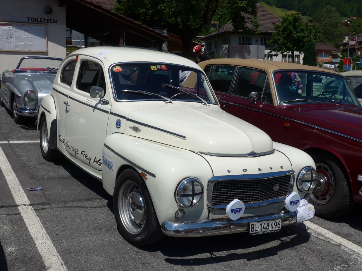 (161'956) - Volvo - BL 148'496 - am 7. Juni 2015 in Frutigen, Marktplatz