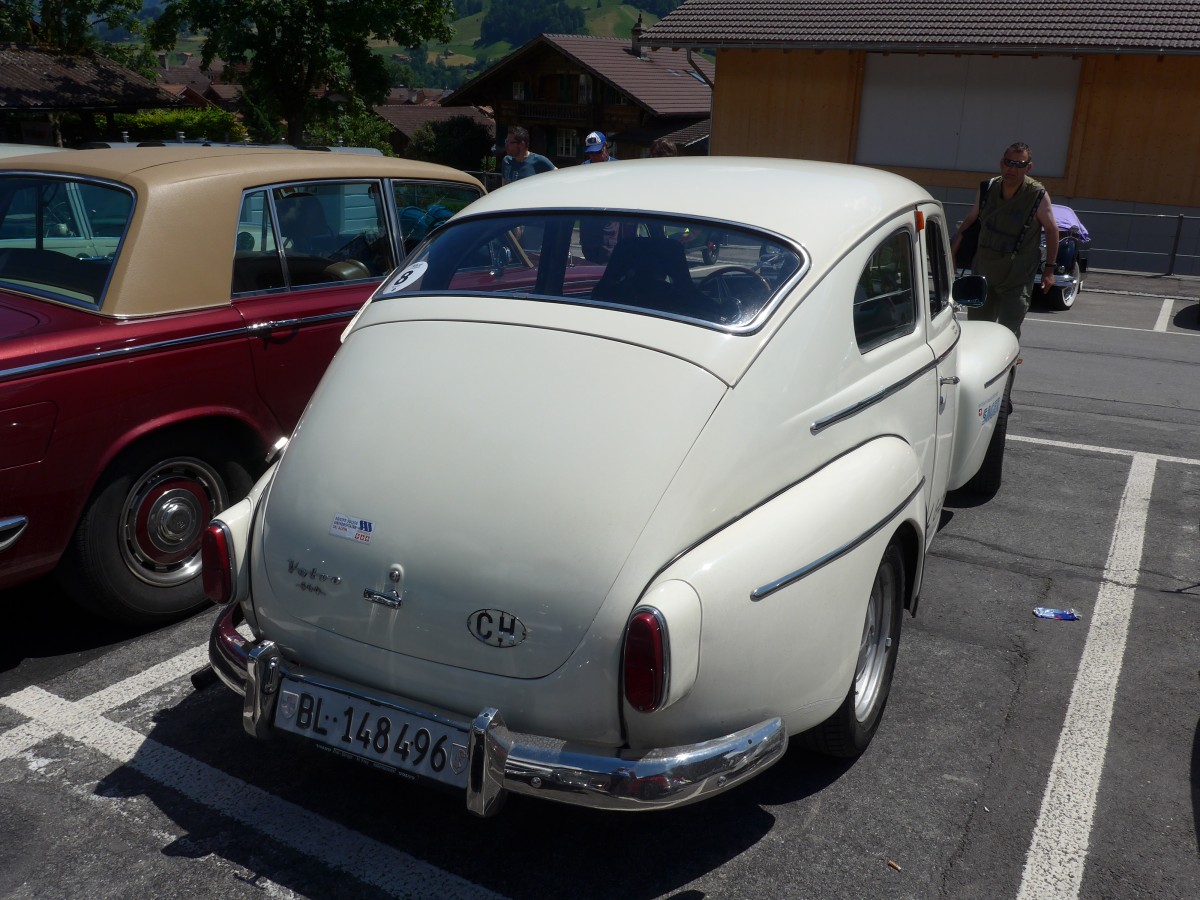 (161'974) - Volvo - BL 148'496 - am 7. Juni 2015 in Frutigen, Marktplatz