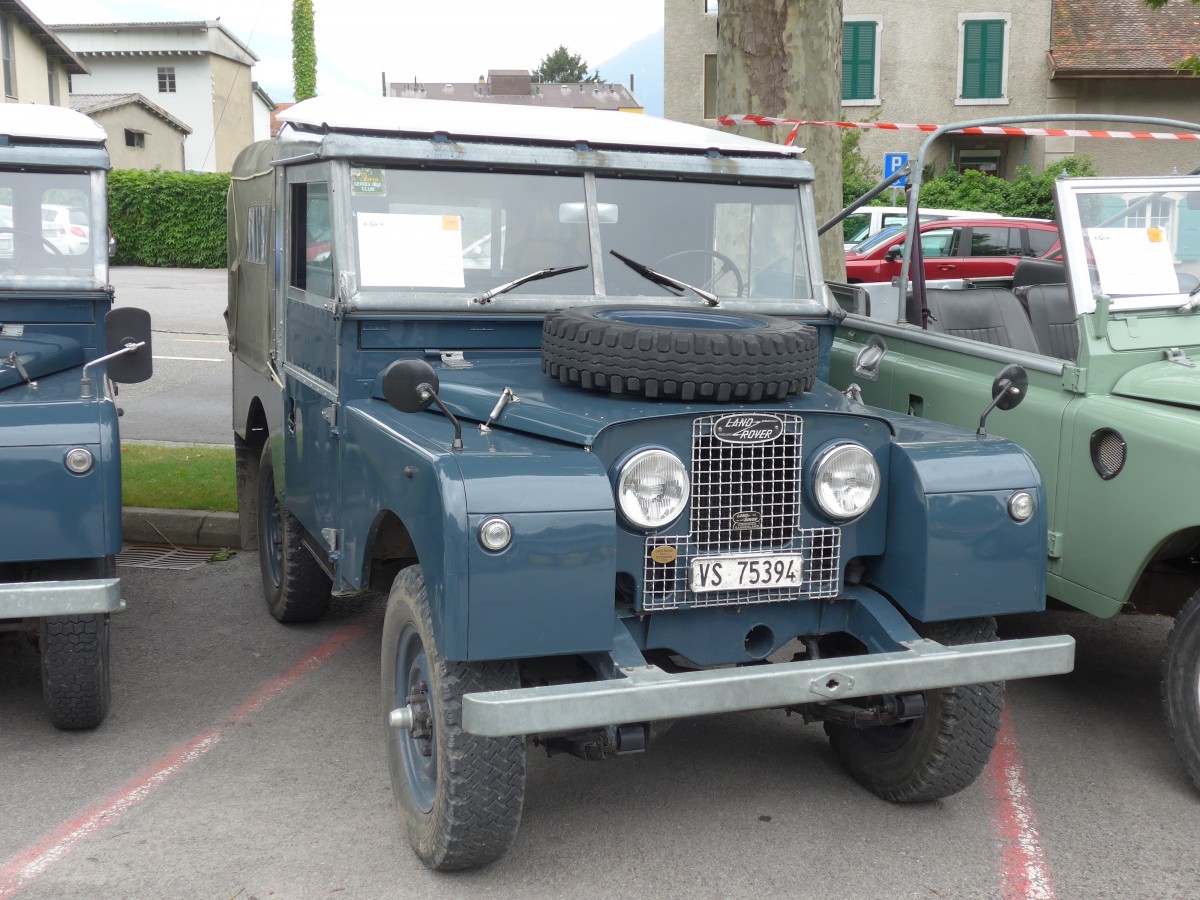 (162'245) - Land-Rover - VS 75'394 - am 20. Juni 2015 in Aigle, Saurertreffen