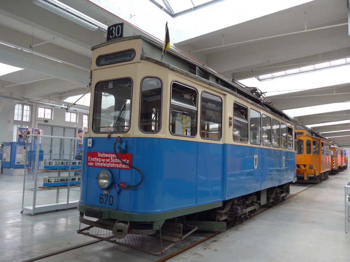 (162'819) - MVG-Tram - Nr. 670 - am 28. Juni 2015 in Mnchen, MVG-Museum