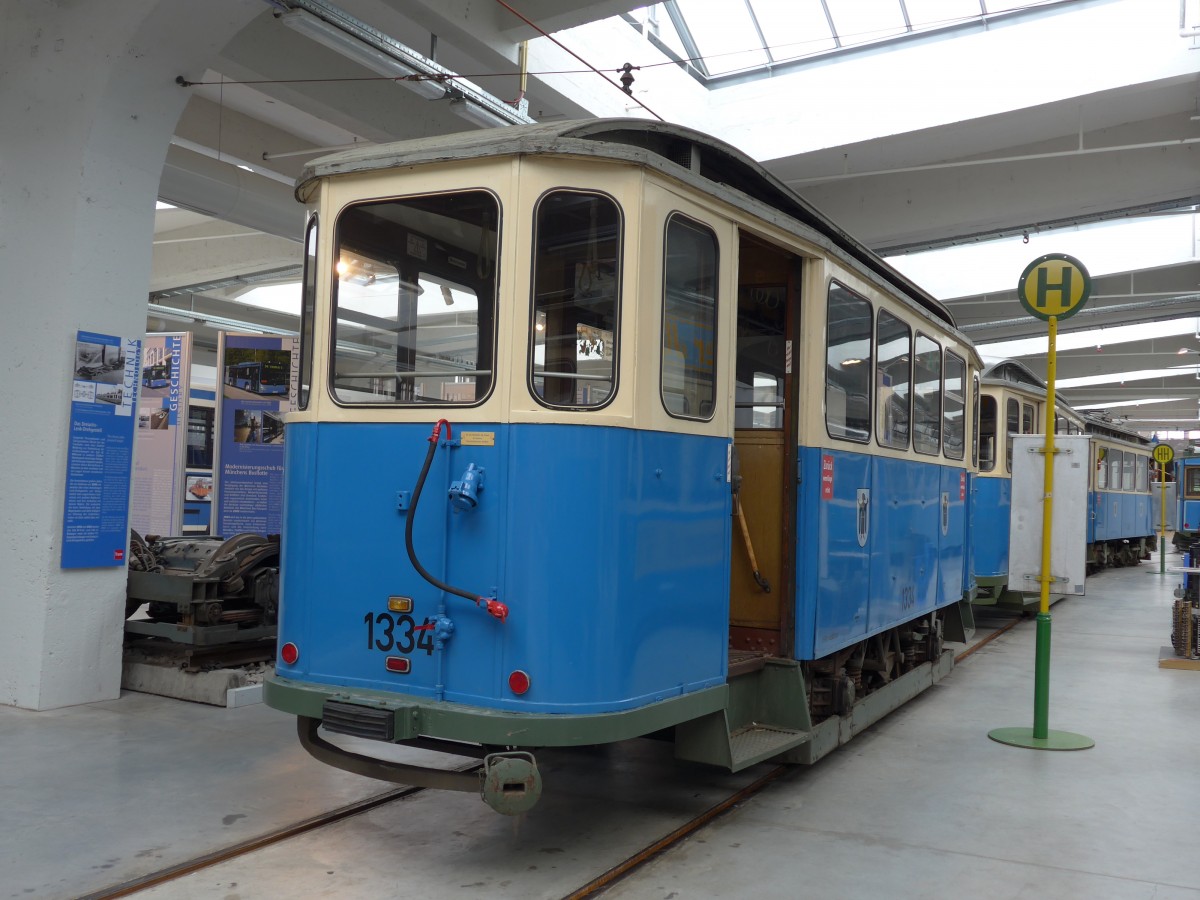 (162'829) - MVG-Tram - Nr. 1334 - am 28. Juni 2015 in Mnchen, MVG-Museum