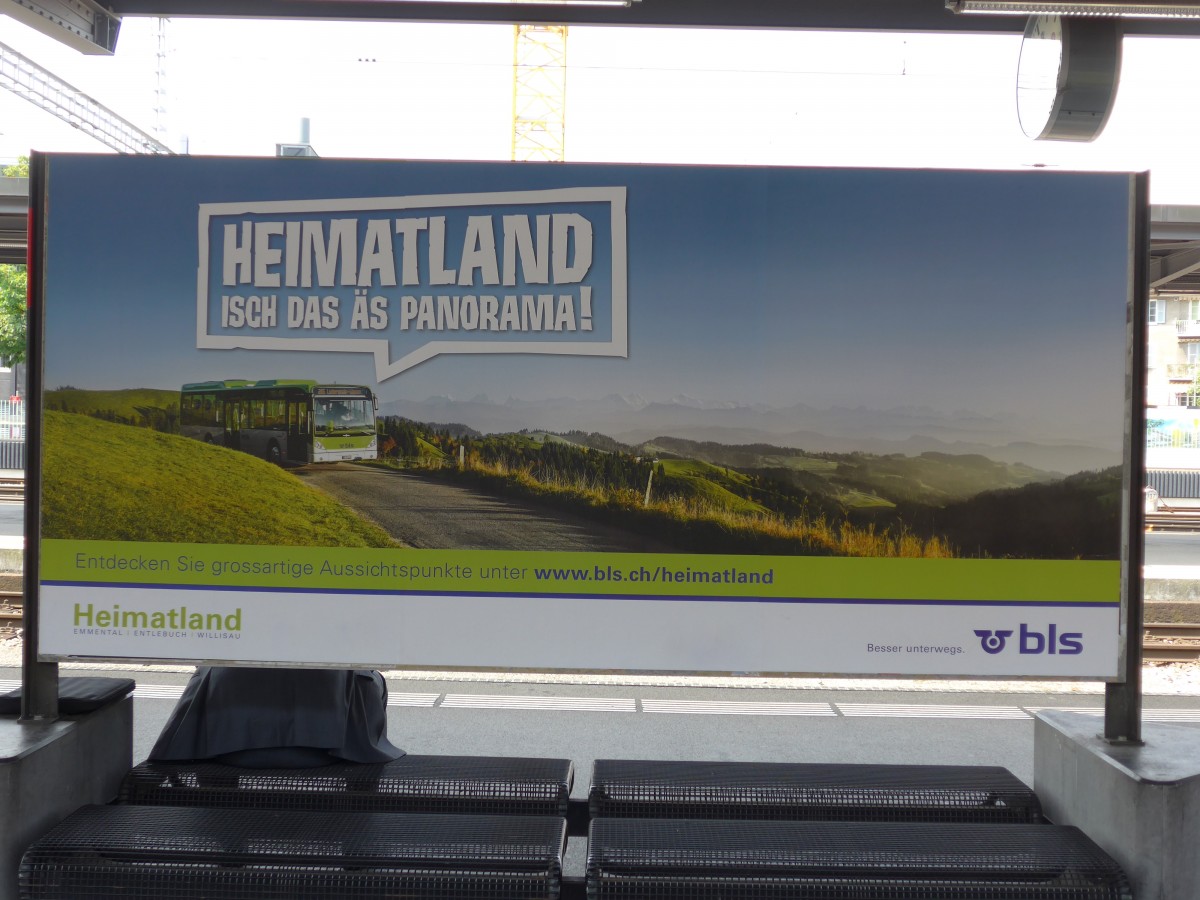 (162'935) - Plakat von BLS-Busland am 6. Juli 2015 im Bahnhof Thun