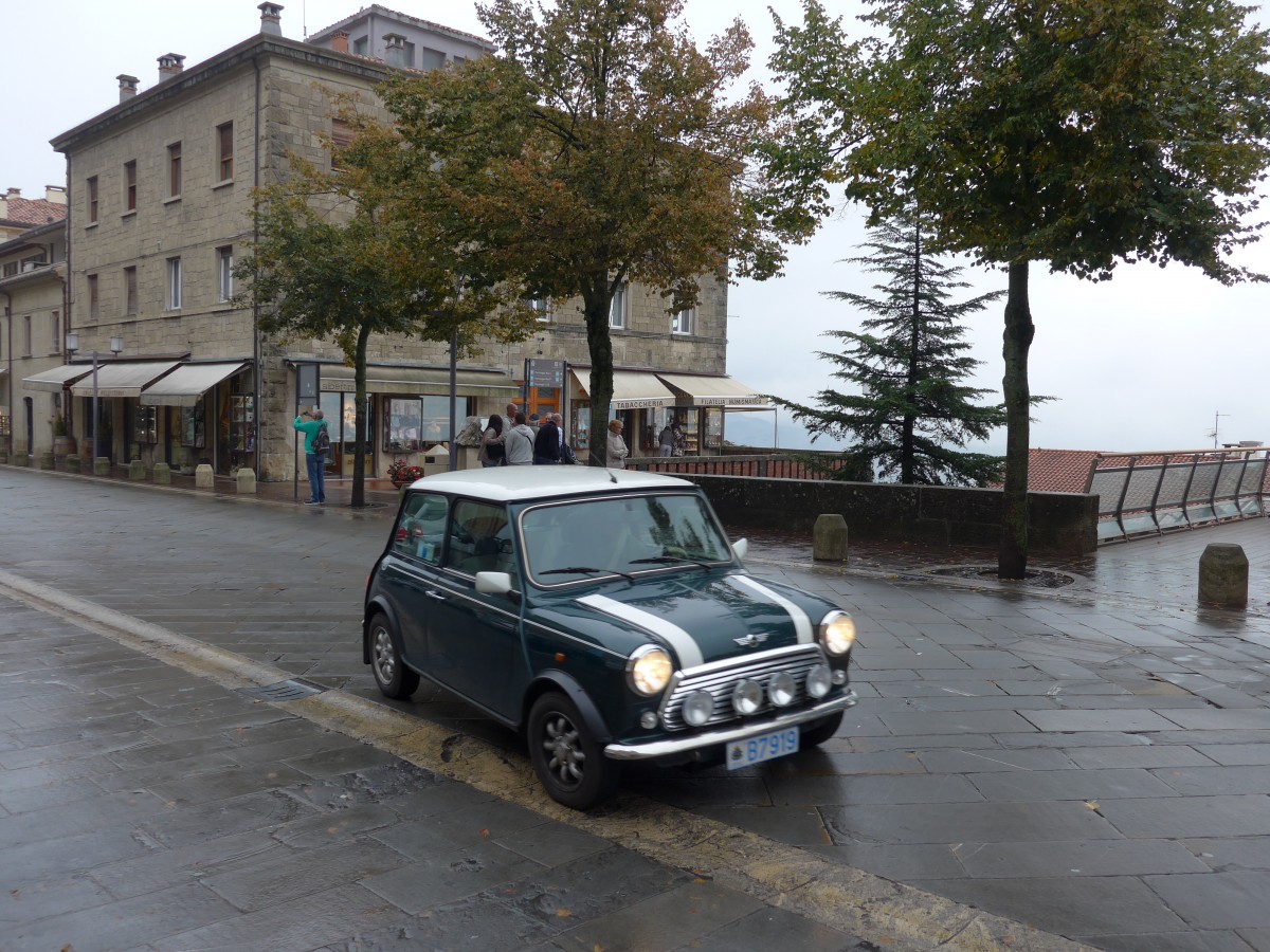 (165'746) - Austin Mini - B7919 - am 25. September 2015 in San Marino