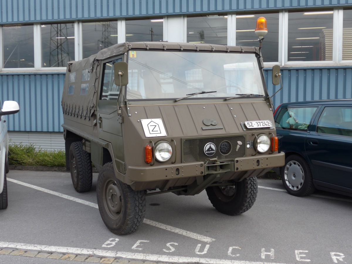 (166'121) - Steyr-Puch - SZ 37'242 - am 10. Oktober 2015 in Schnis, Bicoareal