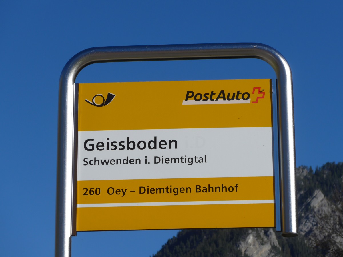 (166'504) - PostAuto-Haltestelle - Schwenden i. Diemtigtal, Geissboden - am 1. November 2015