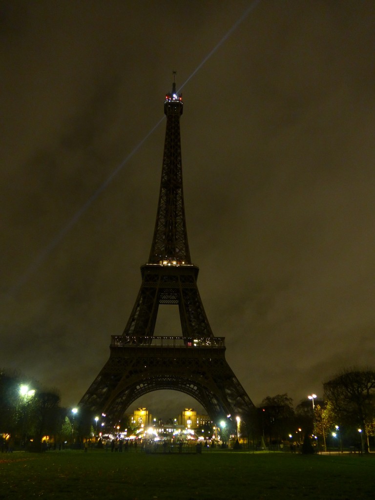 (167'268) - Der Eiffelturm am 17. November 2015 in Paris