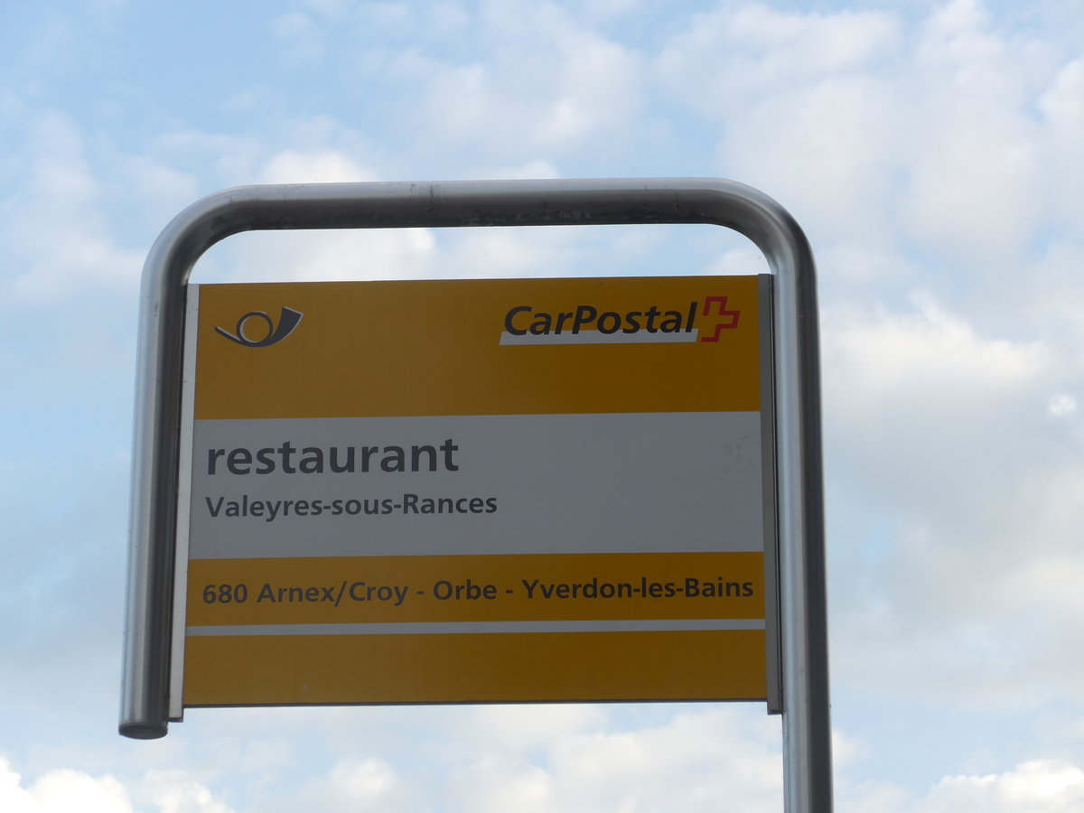 (173'211) - PostAuto-Haltestelle - Valeyres-sous-Rances, restaurant - am 21. Juli 2016
