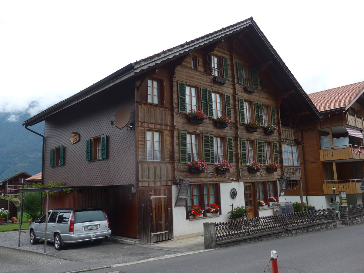(173'263) - Wohnhaus am 23. Juli 2016 in Iseltwald