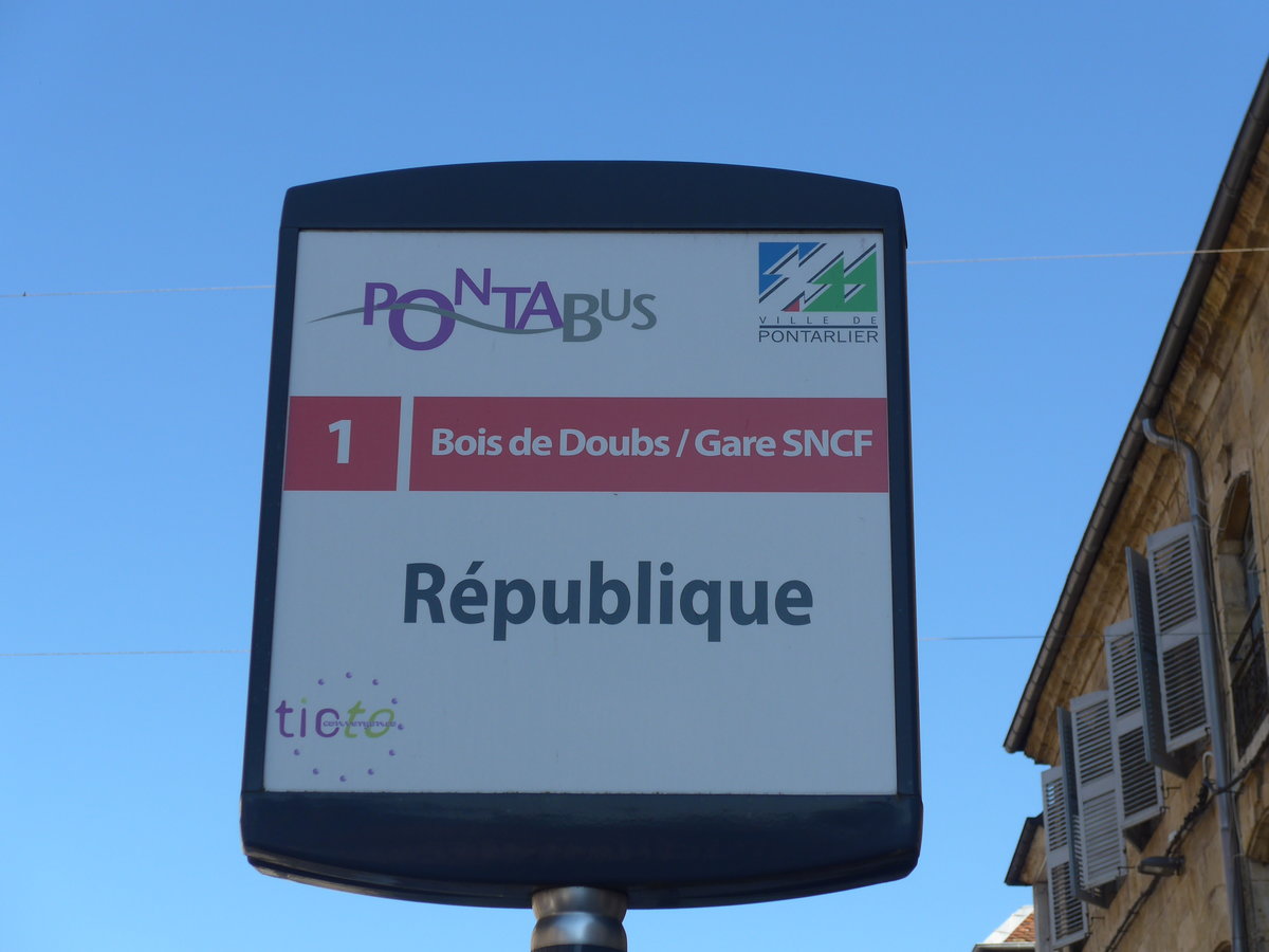 (173'554) - Bus-Haltestelle - Pontarlier, Rpublique - am 1. August 2016