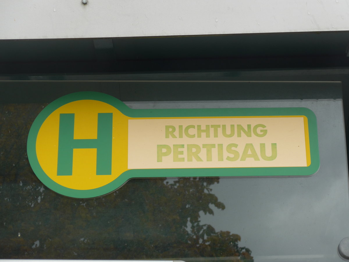 (175'923) - Bus-Haltestelle - Maurach, Mittelschule - am 19. Oktober 2016