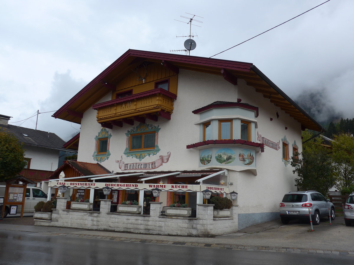 (175'925) - Restaurant Jodlerwirt am 19. Oktober 2016 in Maurach