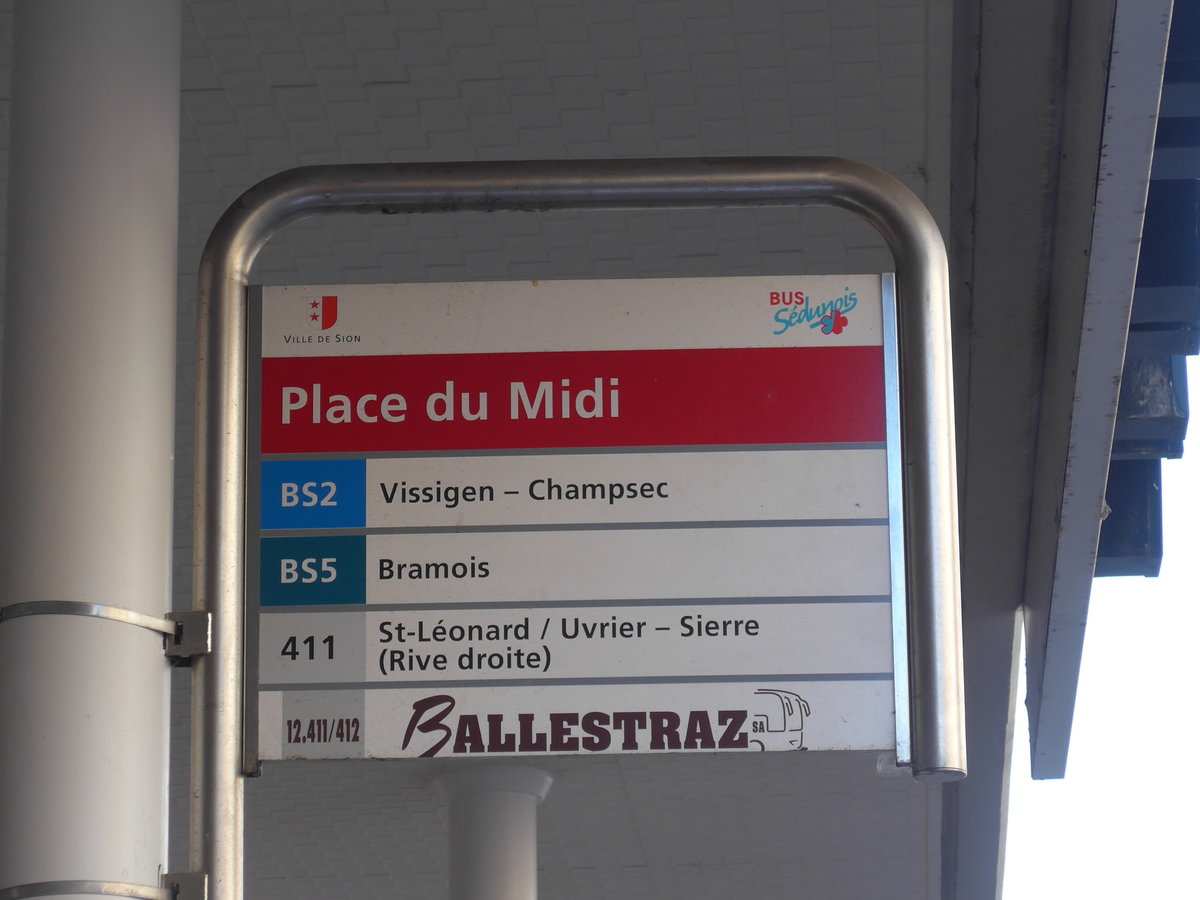 (176'599) - BUS-Sdunois-Haltestelle - Sion, Place du Midi - am 12. November 2016