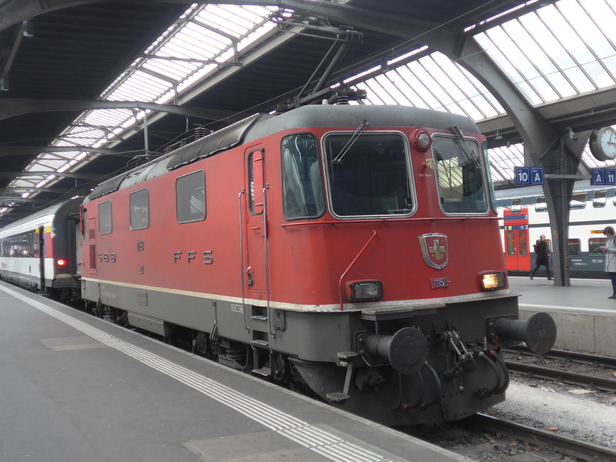 (178'496) - SBB-Lokomotive - Nr. 11'158 - am 10. Februar 2017 im Bahnhof Zrich