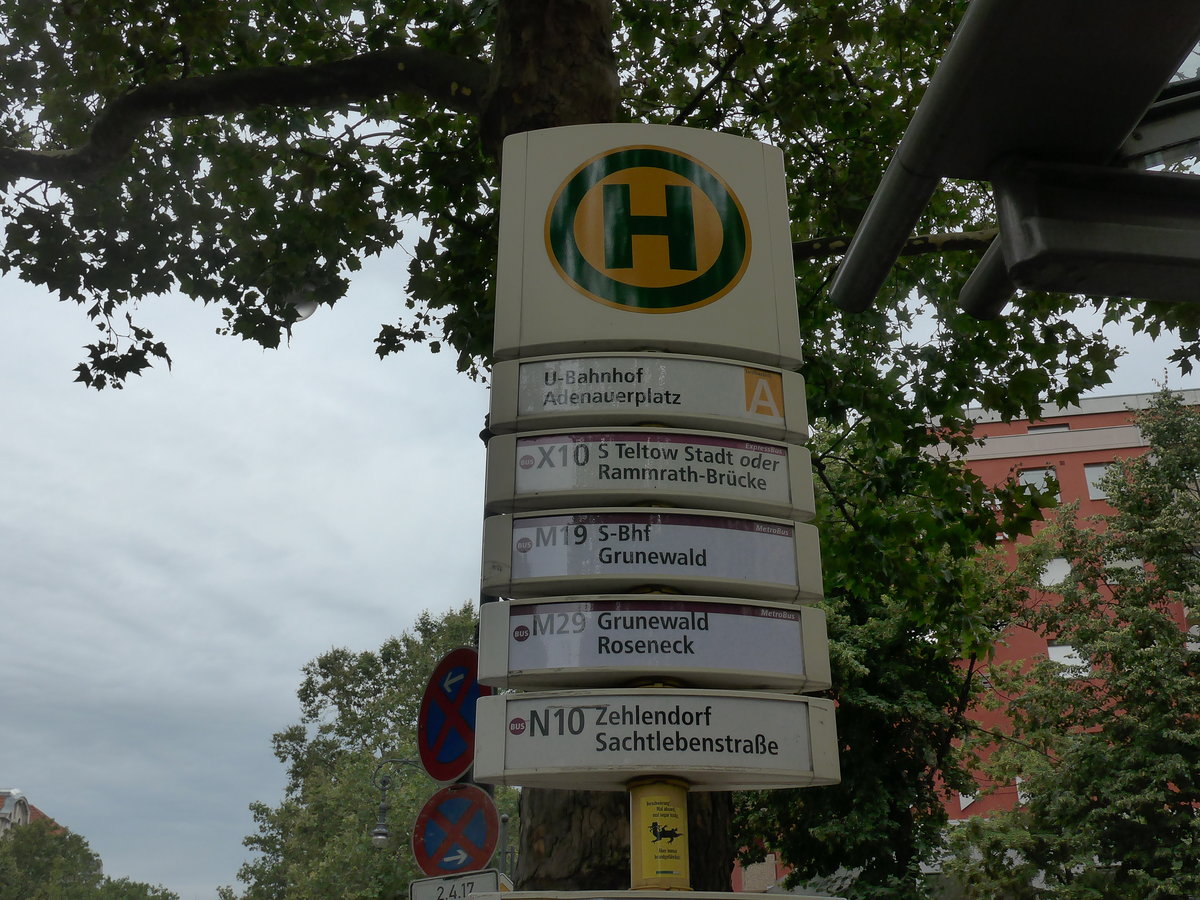 (183'255) - Bus-Haltestelle - Berlin, U-Bahnhof Adenauerplatz - am 10. August 2017