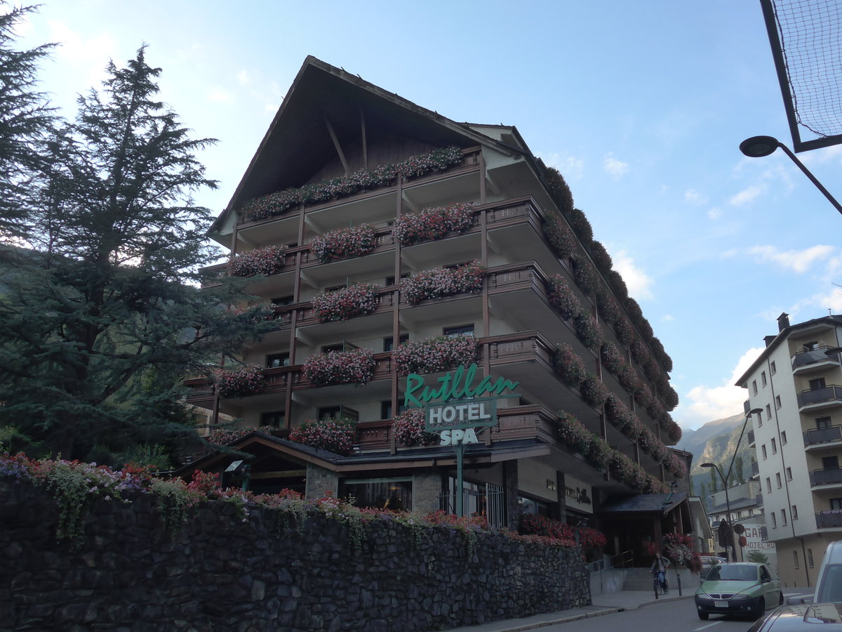 (185'436) - Hotel Rutllan am 27. September 2017 in La Massana