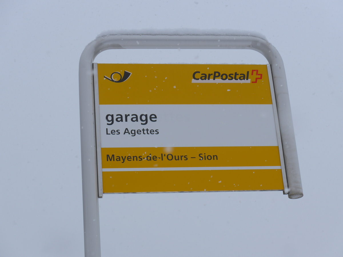 (188'404) - PostAuto-Haltestelle - Les Agettes, garage - am 11. Februar 2018