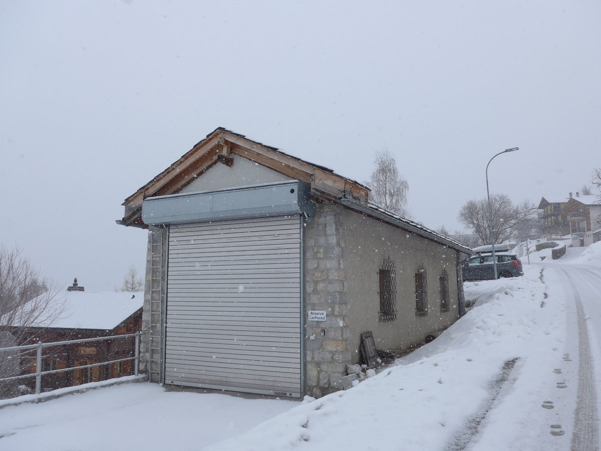 (188'405) - PostAuto-Garage am 11. Februar 2018 in Les Agettes