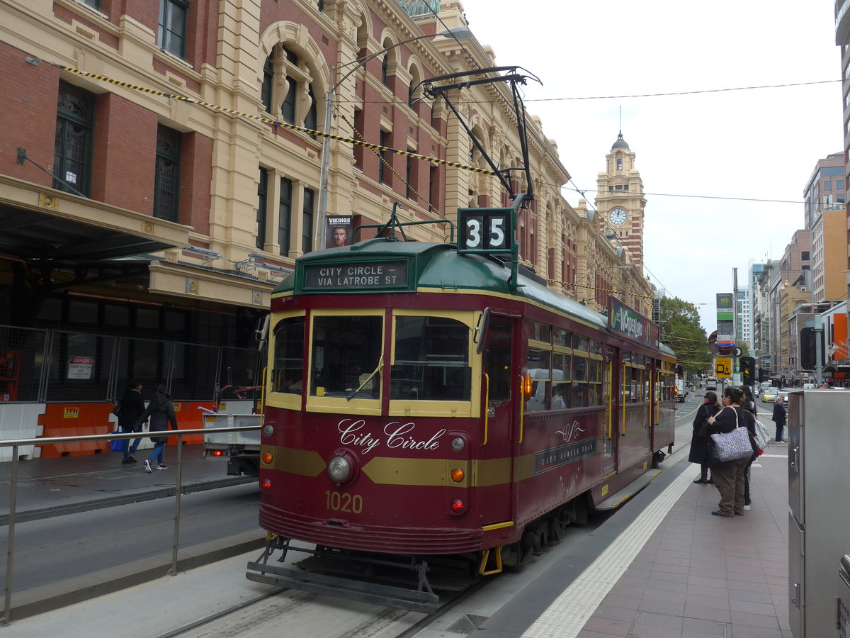 (190'176) - PTV-Tram - Nr. 1020 - am 17. April 2018 in Melbourne