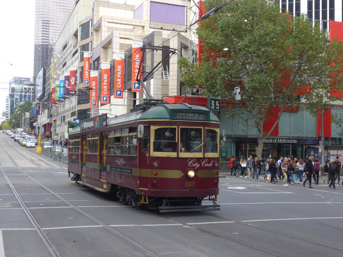 (190'183) - PTV-Tram - Nr. 888 - am 17. April 2018 in Melbourne