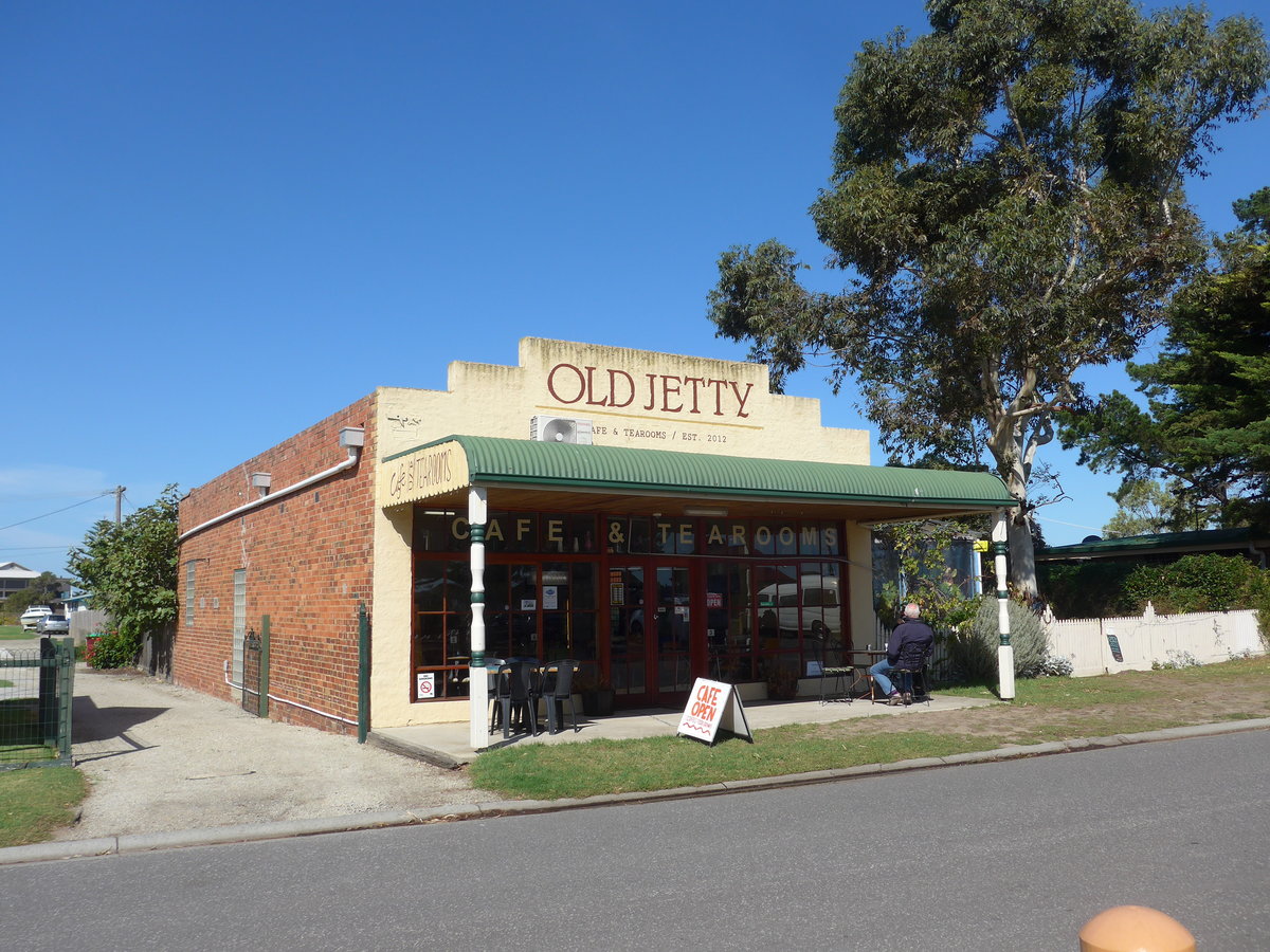 (190'203) - Old Jetty Cafe und Tearoom am 18. April 2018 in Tooradin