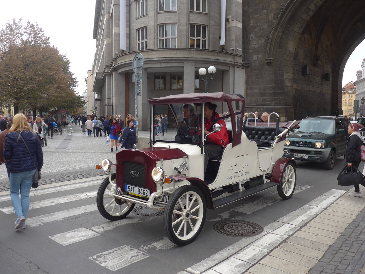 (198'642) - Ford - 5AT 9462 - am 19. Oktober 2018 in Praha