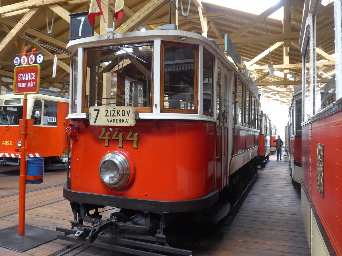 (198'835) - DPP-Tram - Nr. 444 - am 20. Oktober 2018 in Praha, PNV-Museum
