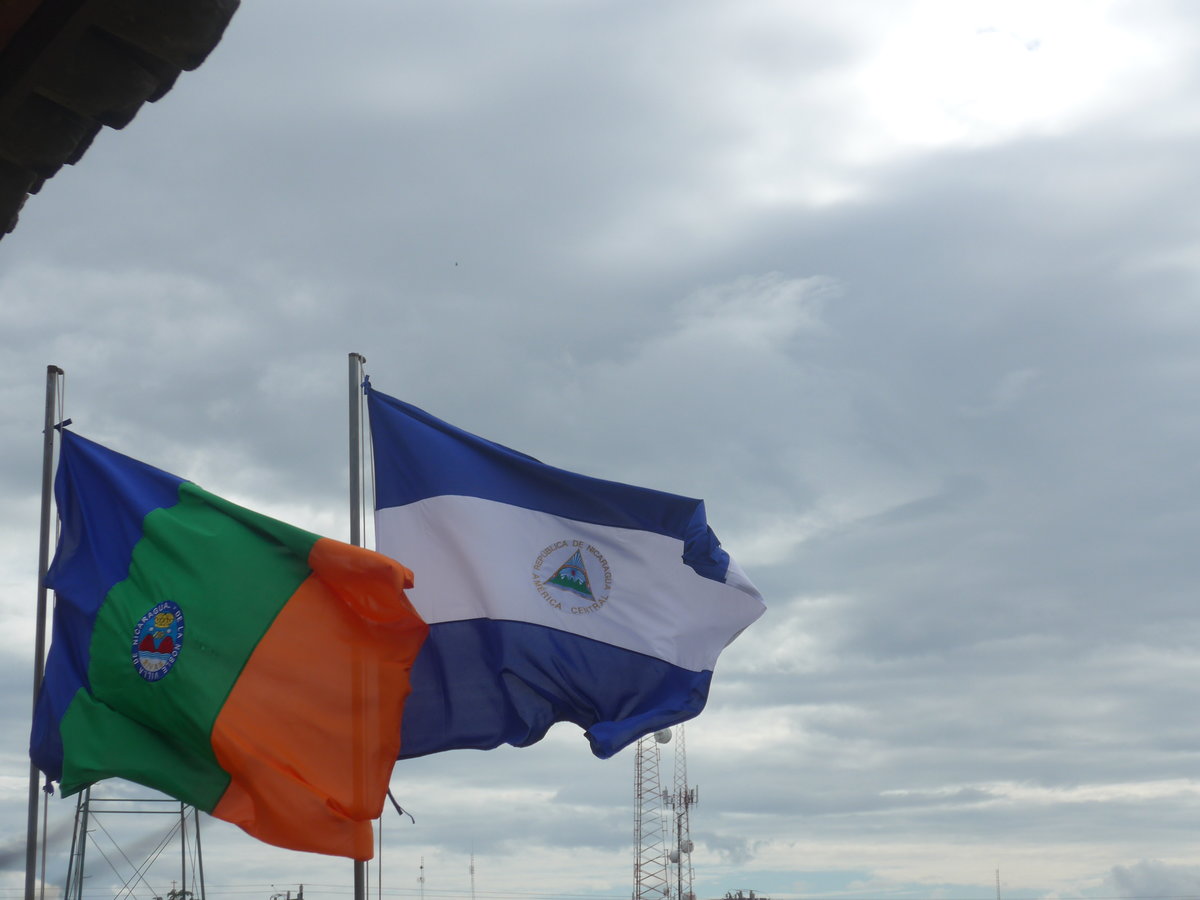(211'966) - Fahnen von Rivas und Nicaragua am 22. November 2019 in Rivas
