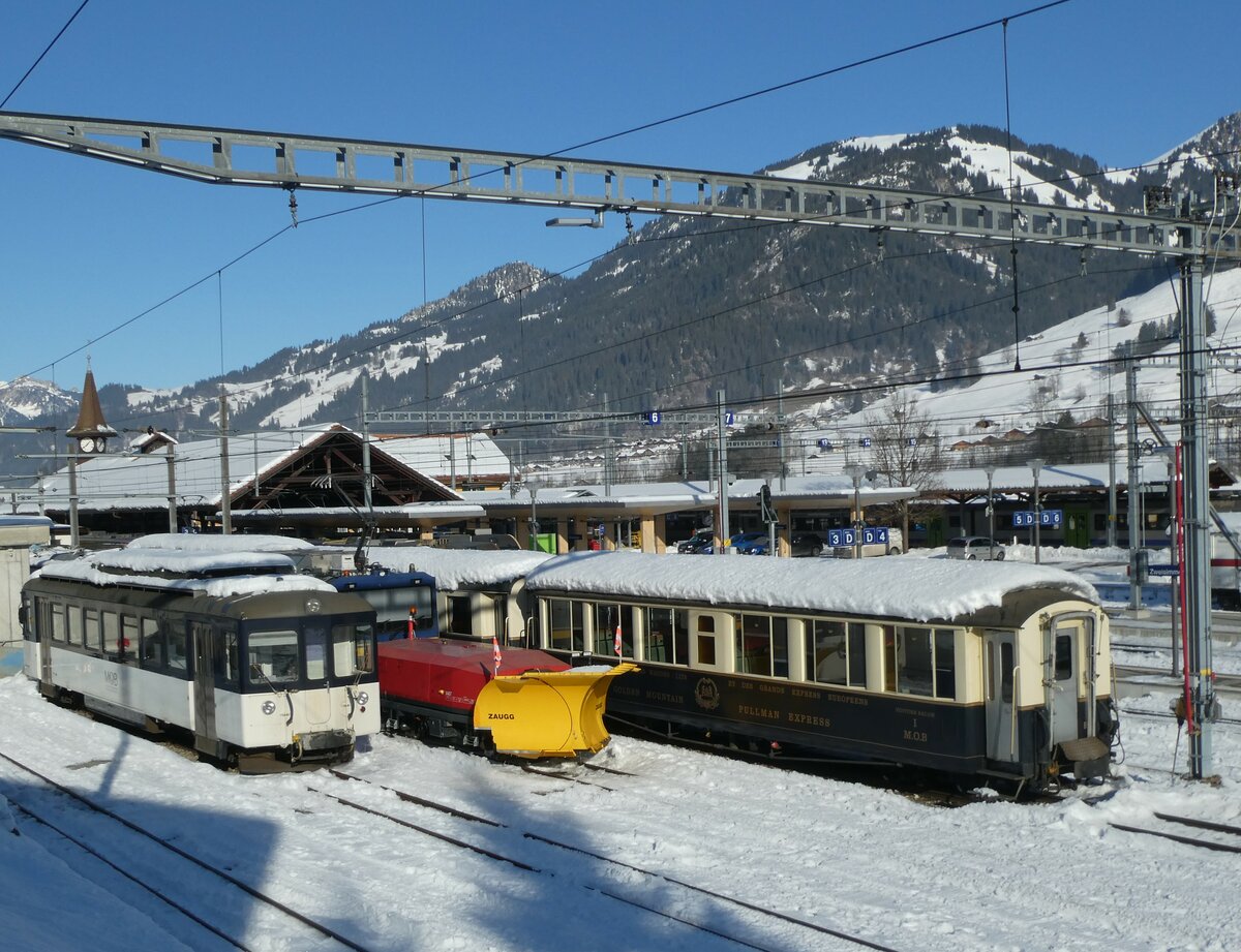 (231'535) - MOB-Triebwagen - Nr. 1007 - am 20. Dezember 2021 im Bahnhof Zweisimmen