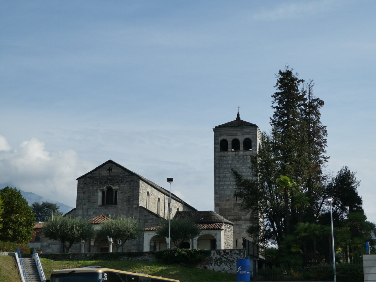 (241'325) - Kirche San Vittore am 14. Oktober 2022 in Locarno