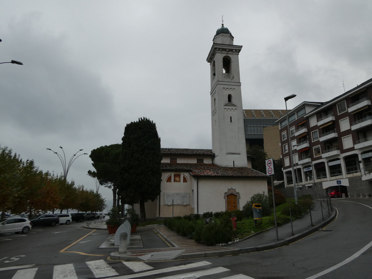 (242'745) - Kirche am 15. November 2022 in Campione