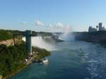 wasserfaelle/369973/152841---die-niagara-falls-von (152'841) - Die Niagara Falls von der Rainbow Brcke aus am 15. Juli 2014 in Niagara Falls/USA und Clifton Hill/Kanada