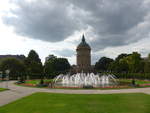 (183'790) - Springbrunnen und der Wasserturm am 21. August 2017 in Mannheim