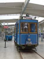(162'832) - MVG-Tram - Nr. 256 - am 28. Juni 2015 in Mnchen, MVG-Museum
